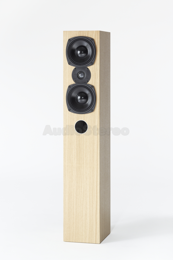 XAVIAN Delizia oak finish